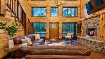 TV connectée, cheminée, jeux vidéo, baby-foot