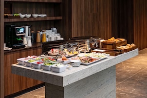 Desayuno buffet incluido todos los días 