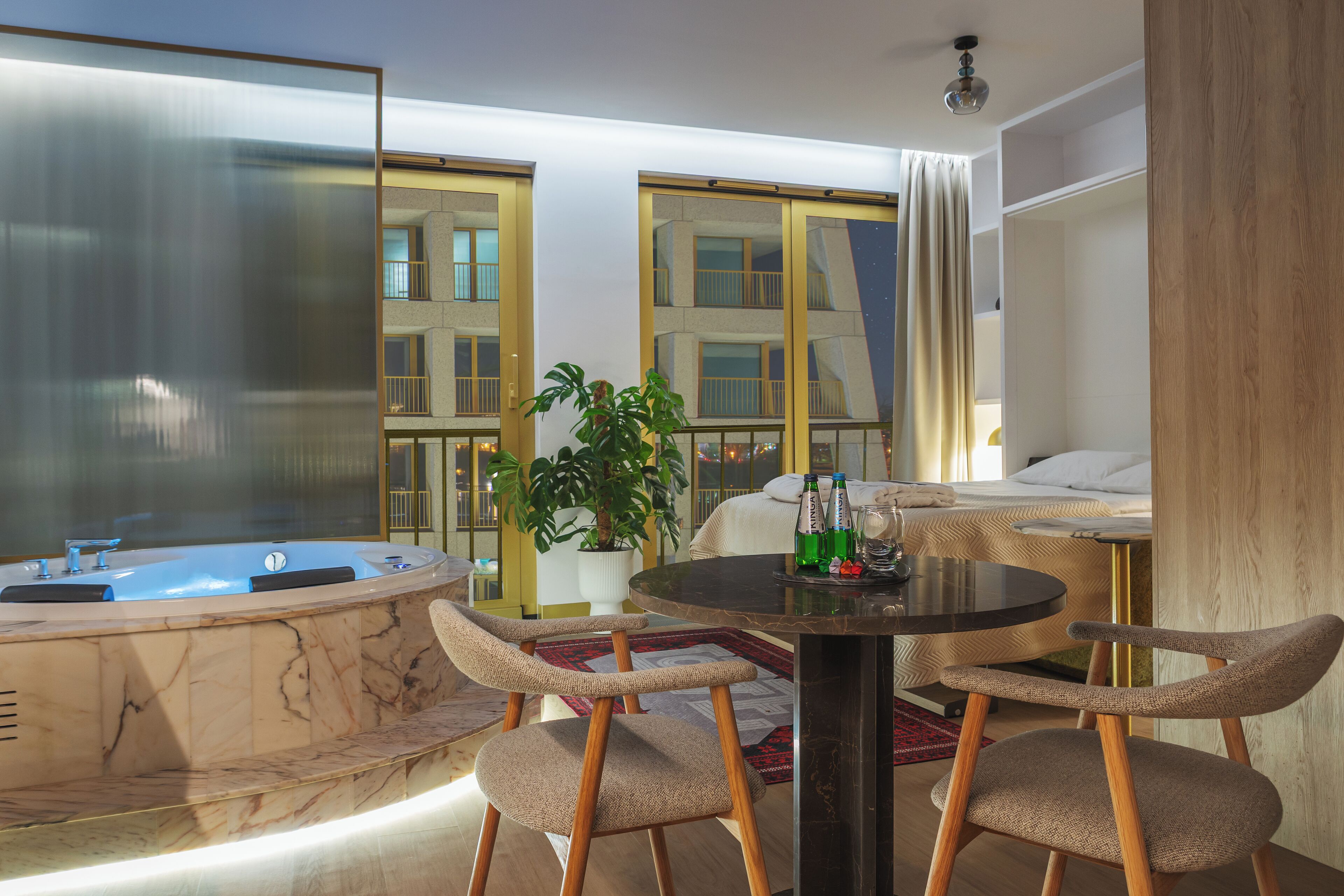 Foto - Boulevard Drobnera - ApartHotel Premium z widokiem na Odre