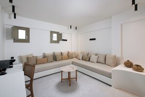 Mazee Suite. | Living area