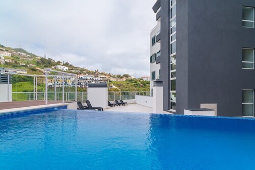GuestReady - Vue sur les montagnes avec piscine
