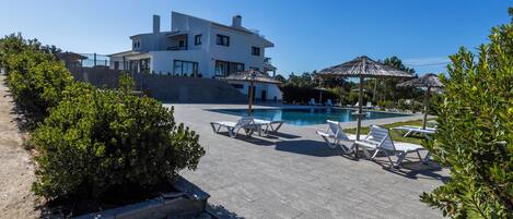 Alberca al aire libre