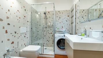 Apartment | Bathroom | Bidet