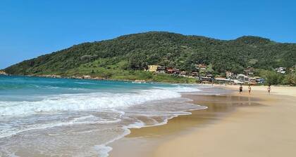 Contêiner Exclusivo - Praia da Gamboa - GAR002