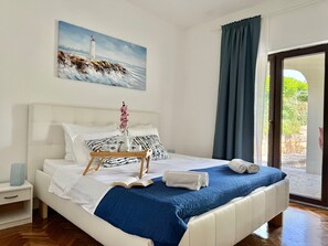 3 bedrooms, WiFi, bed sheets - Apartment KrisTina with pool, family friendly, WiFi, parking, pets allowed (Krk)