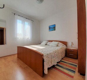 2 habitaciones, wifi y ropa de cama 