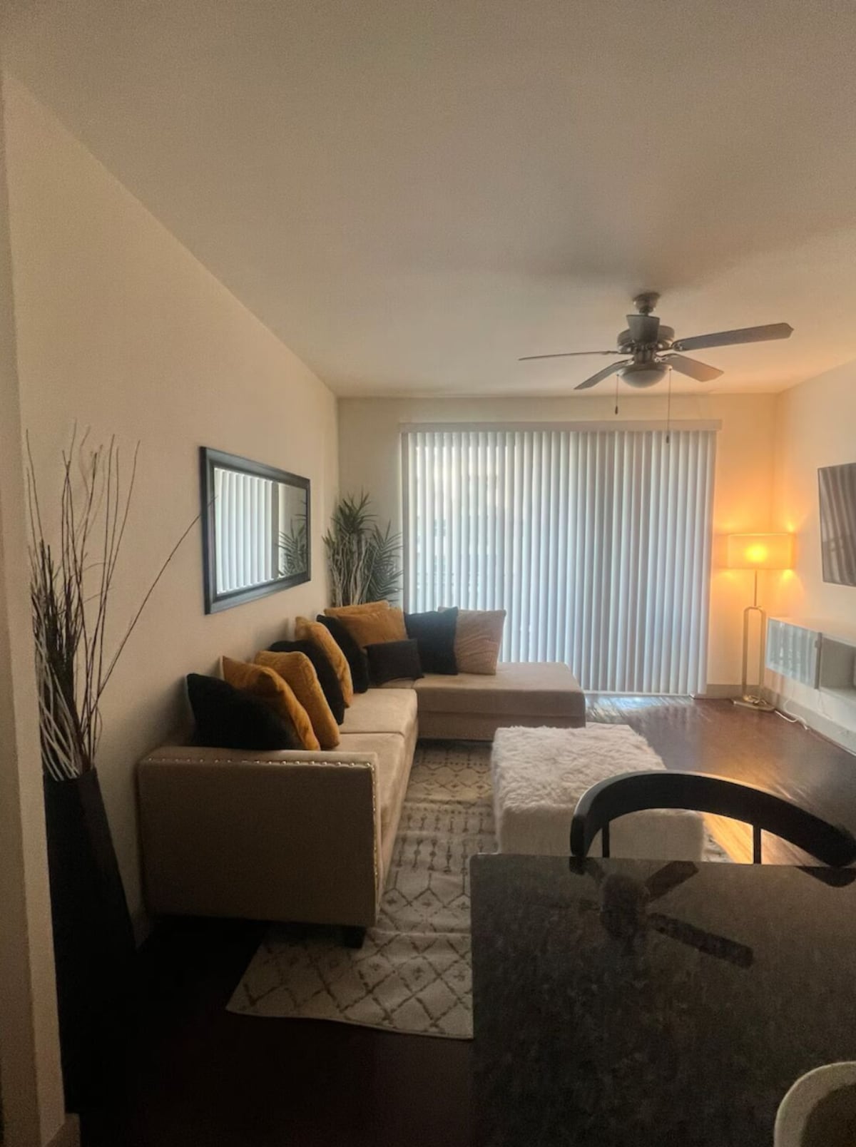 Photo 4 of Modern Apartment with WiFi, pool and fitness room in vibrant Houston