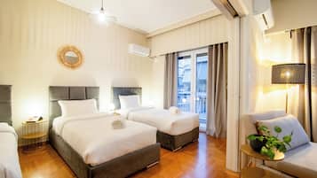 4 bedrooms, in-room safe, desk, iron/ironing board