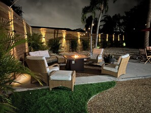 Terrace/patio - The Ultimate Family Getaway! Private Pool, Pickleball & Relaxing Retreat! (Bradenton)