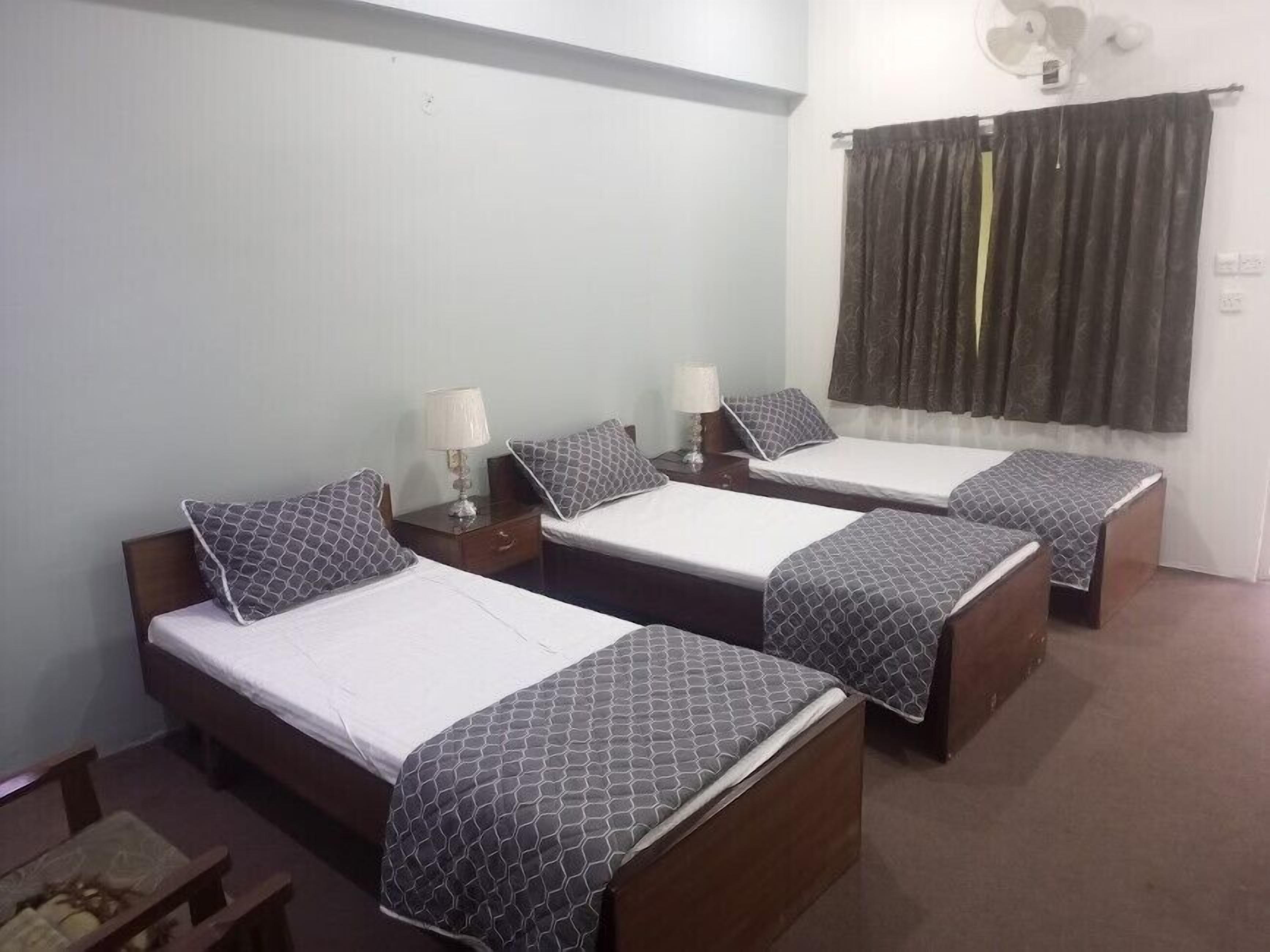 Deluxe Double or Twin Room, Garden View | Soundproofing, iron/ironing board, free WiFi