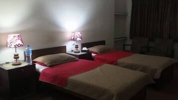 Deluxe Double or Twin Room, Garden View
