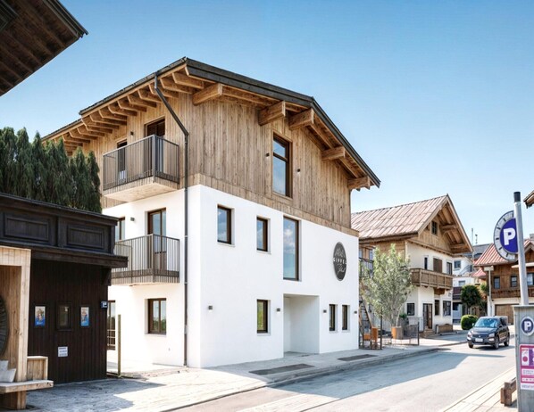 Apartment | Exterior