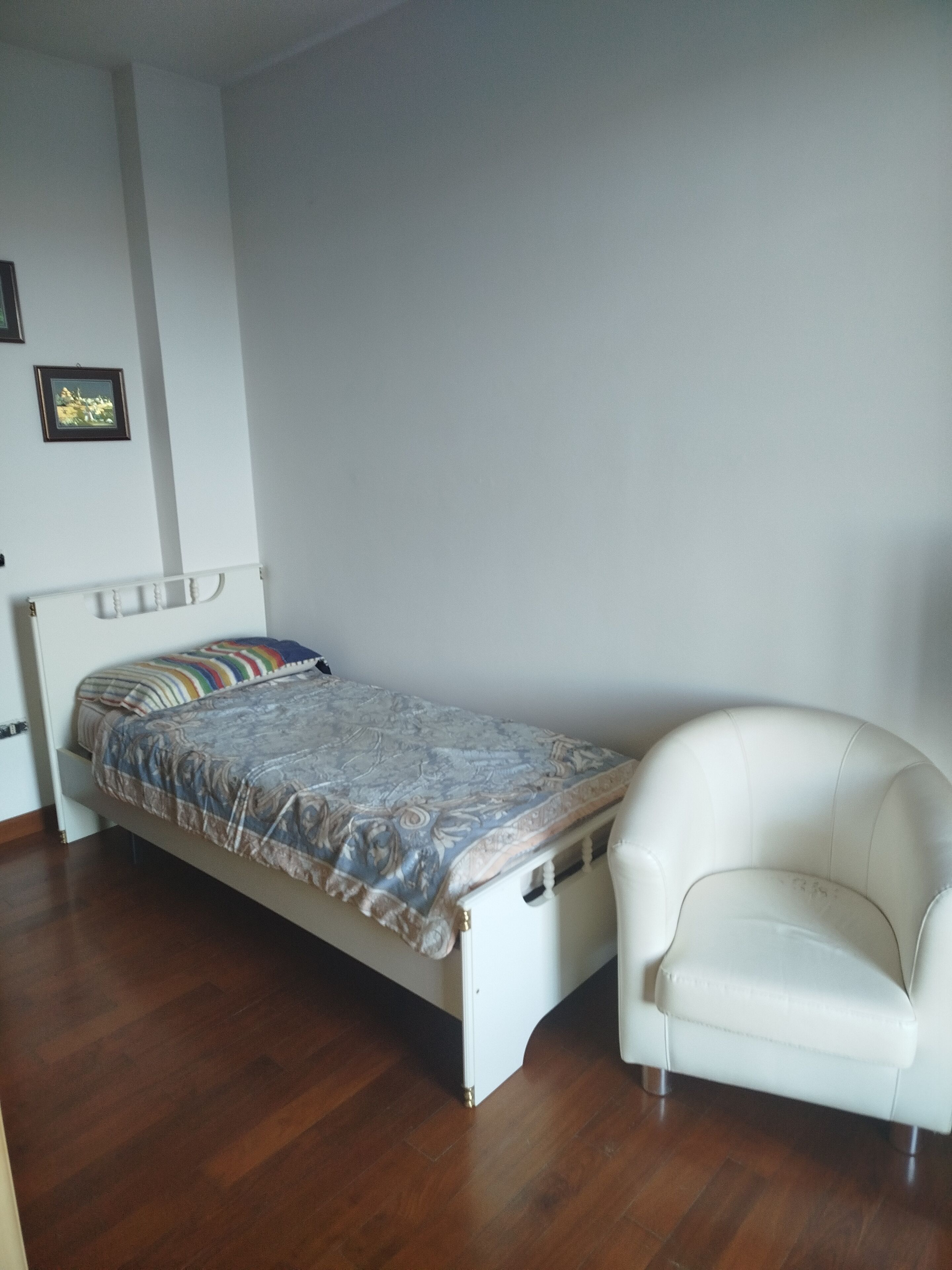 Basic Room, 1 Single Bed, City View | Down duvets, free WiFi, bed sheets
