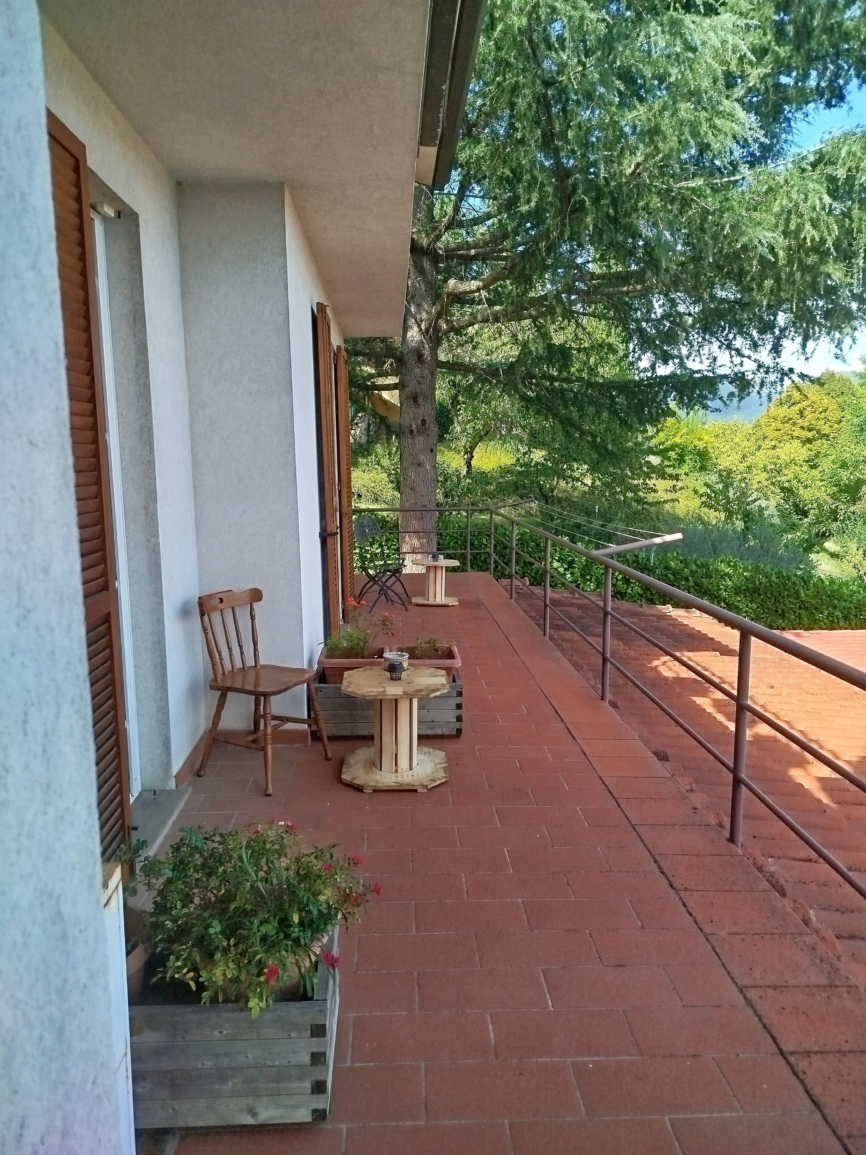 Cubrecamas, wifi gratis y ropa de cama 