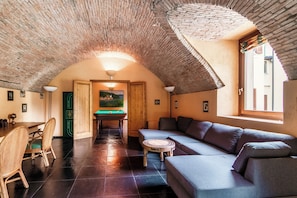 Villa, Terrasse | Wohnbereich