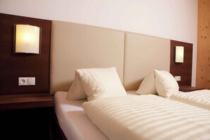 3 室のベッドルーム、旅行用ベビーベッド、インターネット