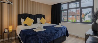 Spacious 2-bedroom condo - Sleeps 5 - Free WiFi - Free Parking