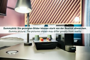 1 chambre, bureau, rideaux occultants, chambres insonorisées