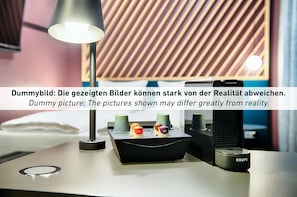 1 chambre, bureau, rideaux occultants, chambres insonorisées