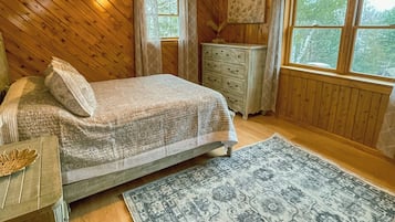 4 bedrooms, WiFi, bed sheets
