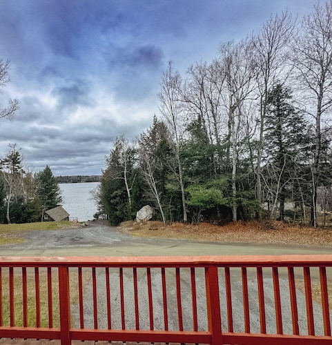 Nickerson Lake Cedar Log Home