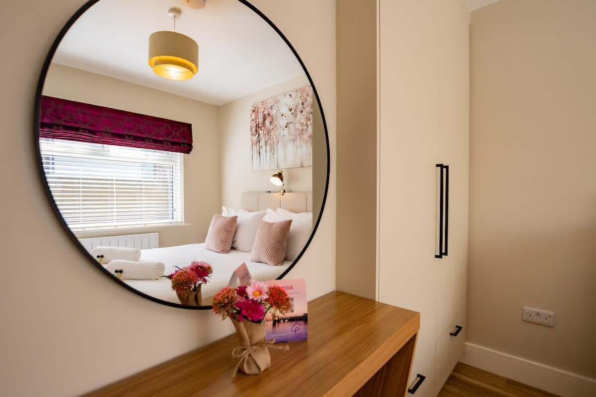 2 間睡房、熨斗/熨衫板、可攜式嬰兒床、免費 Wi-Fi