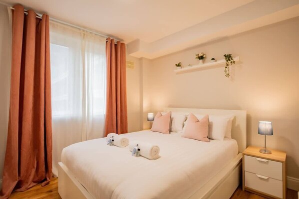 3 Schlafzimmer, Bügeleisen/Bügelbrett, Reisekinderbett, kostenloses WLAN