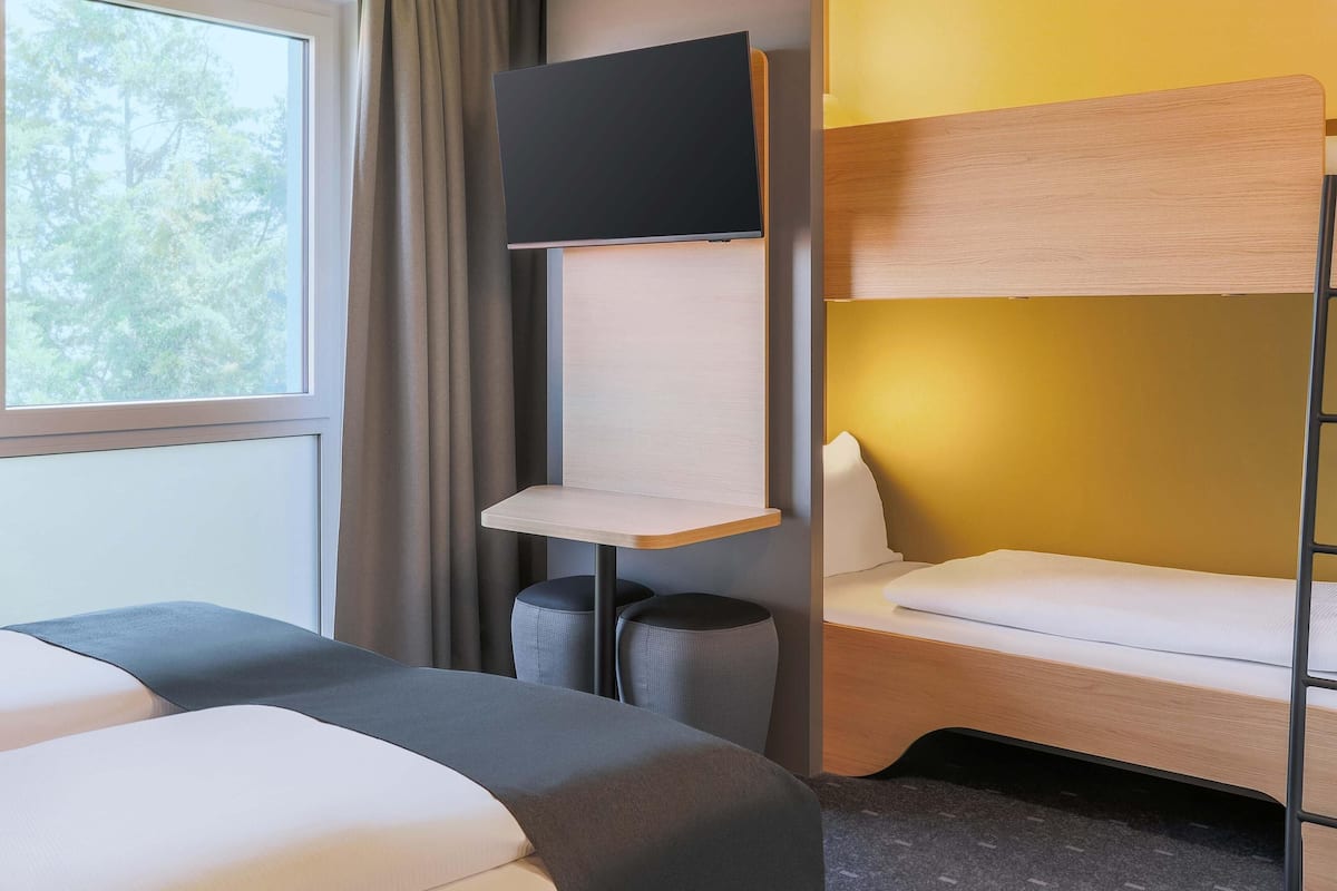 Cortinas blackout, sistema de insonorización y wifi gratis