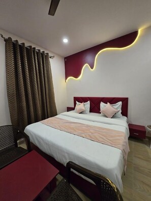 Classic Room, Balcony, Garden View - Svasti Resort (Bhopal)