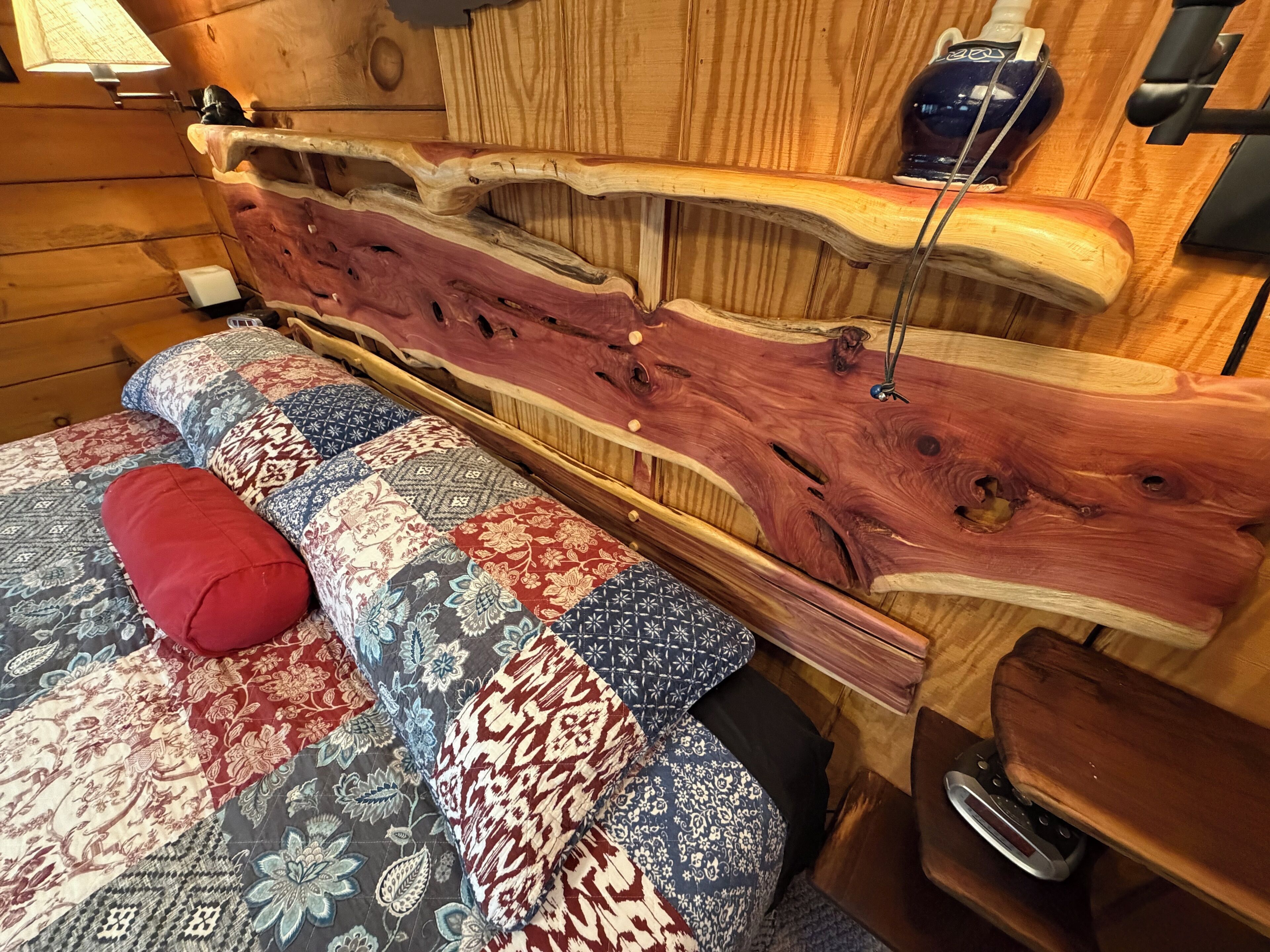 5 bedrooms, desk, iron/ironing board, free WiFi