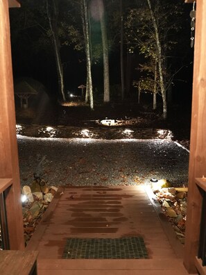 المنطقة المحيطة بالمنشأة