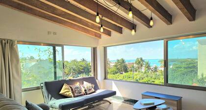 Charming home, great location with pool & garden