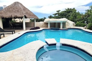 Pool - Charming home, great location with pool & garden

 (CANCÚN)