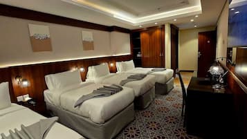 Deluxe Quadruple Room | Free WiFi