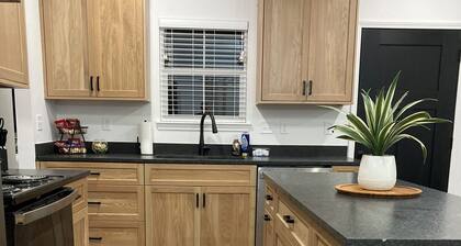 Griffin's Hangout 3 BR 2 Bath near Palo Duro Canyon and WT