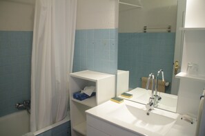 Apartment | Badezimmer