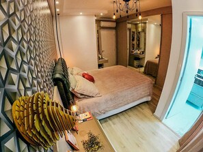 2 quartos, ferros/tábuas de passar roupa, Wi-Fi, roupa de cama
