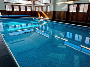 Innenpool, beheizter Pool