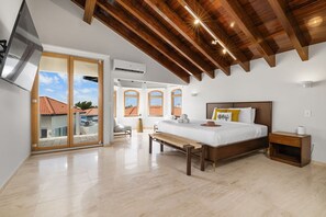 Villa | 7 bedrooms - Designer Lux Villapoolbbq3 Min- Tres Trapi Bch (Noord)