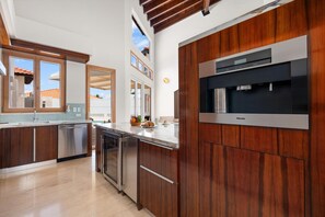 Villa | 7 bedrooms - Designer Lux Villapoolbbq3 Min- Tres Trapi Bch (Noord)