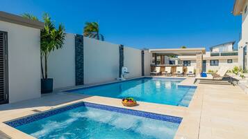 Villa | 9 dormitorios