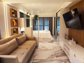 Basic Apartment | 1 bedroom, hypo-allergenic bedding, free WiFi, bed sheets