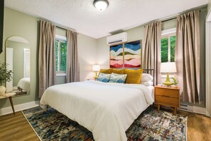 4 chambres, fer et planche à repasser, Wi-Fi gratuit, draps fournis