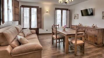 Habitación Confort | Escritorio