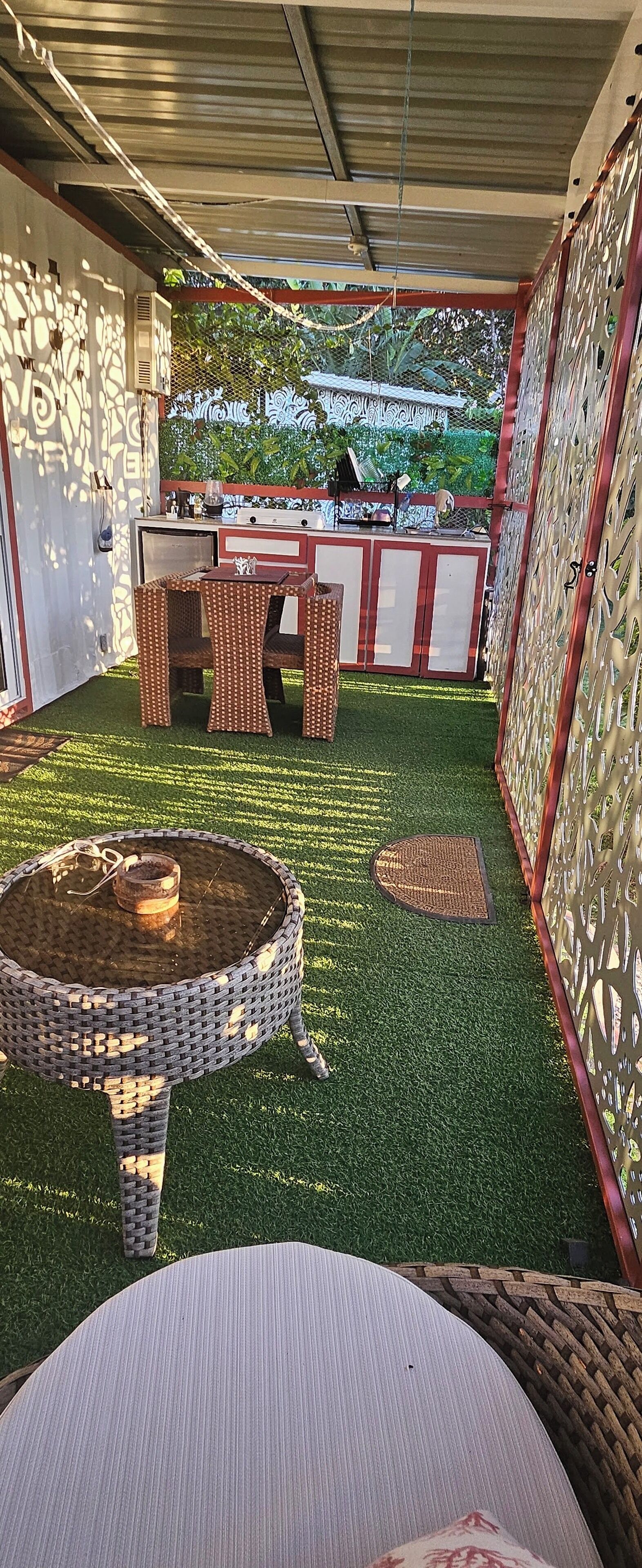 Bungalow, 1 grand lit, patio | Coin séjour