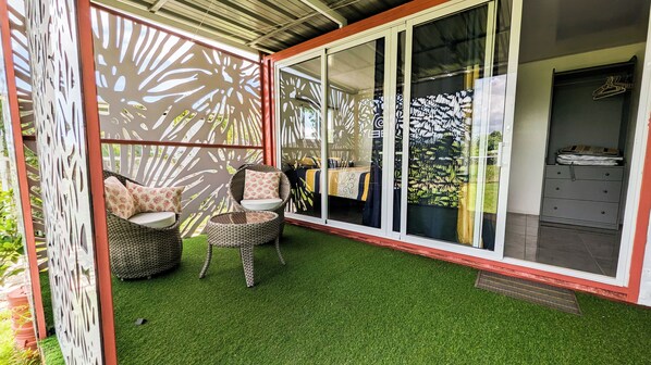 Bungalow, 1 Queen Bed, Patio | Terrace/patio