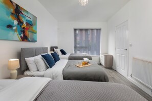 5 habitaciones, wifi gratis y ropa de cama