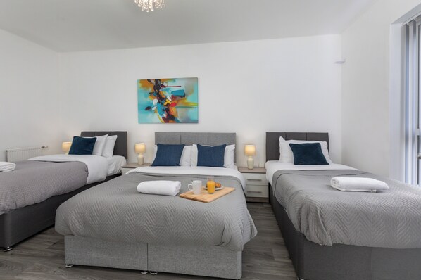 5 chambres, Wi-Fi gratuit, draps fournis