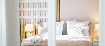 Ami`s Corner - Lovely 2-bedroom family house with WiFi in charming Sibiu