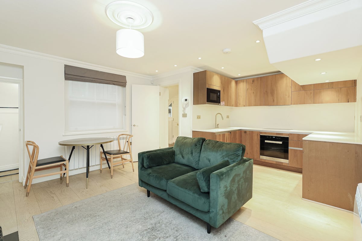 Family Apartment | Living area | Flat-screen TV